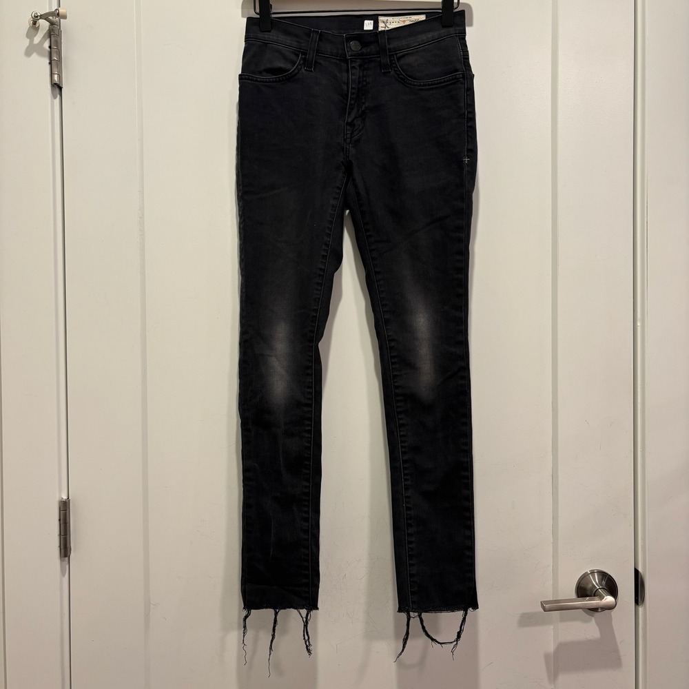 Rag & Bone Skinny Jeans Faded Black Raw Hem Size 24‎ Denim Pants